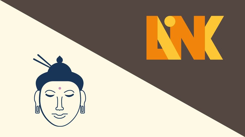 Deux logos sur un fond coupé en diagonale : un visage de bouddha bleu marine sur fond crème, et le mot « Link » en lettres géométriques orange et jaune sur fond brun foncé.